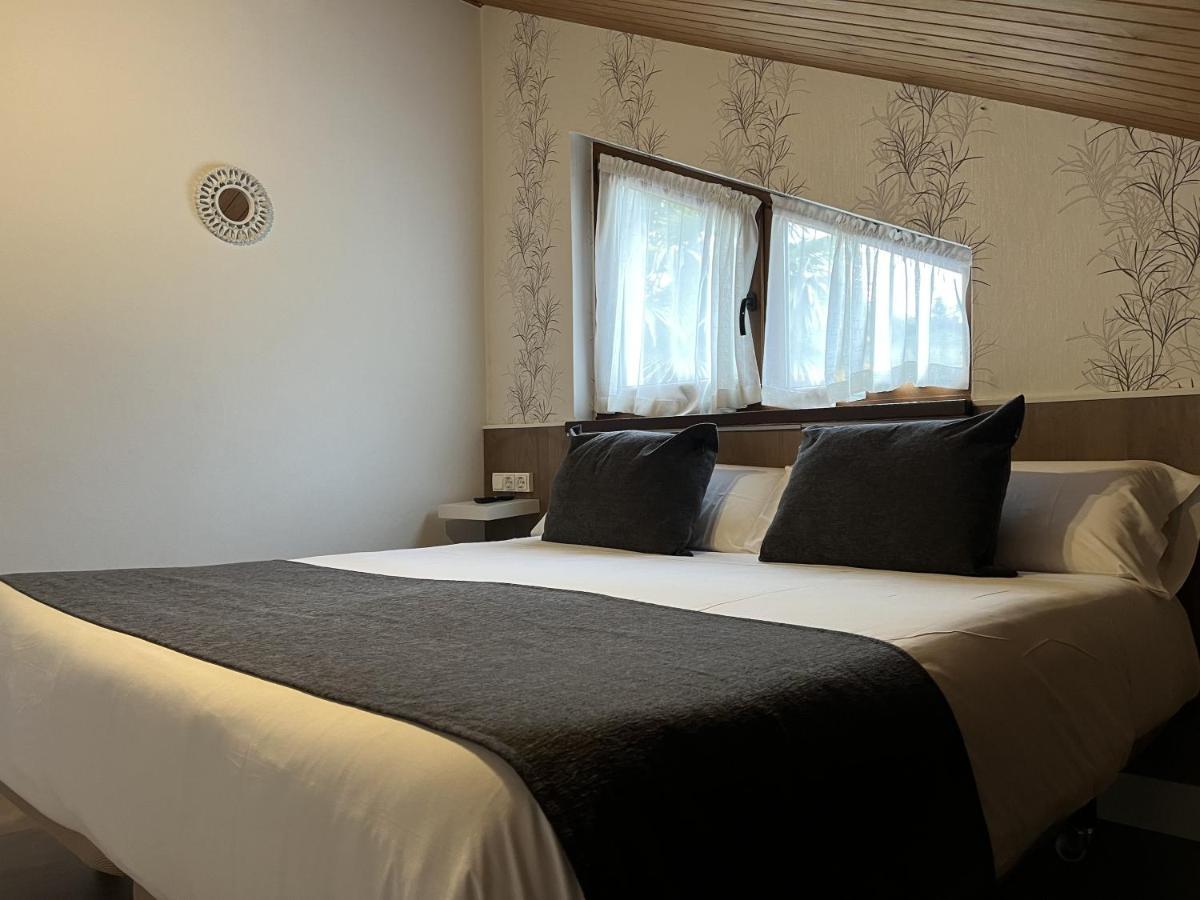 Hotel Avelina Cangas de Onis Ngoại thất bức ảnh