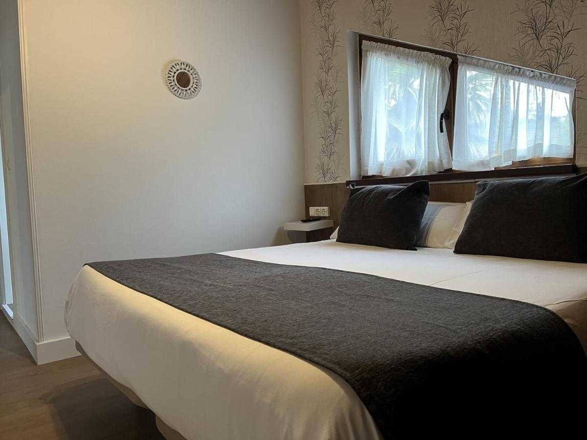 Hotel Avelina Cangas de Onis Ngoại thất bức ảnh
