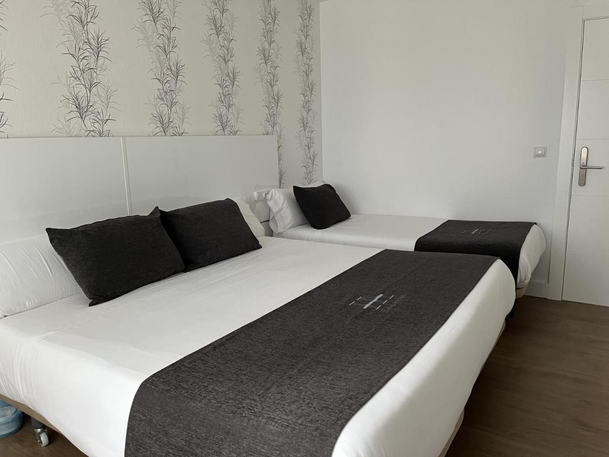 Hotel Avelina Cangas de Onis Ngoại thất bức ảnh