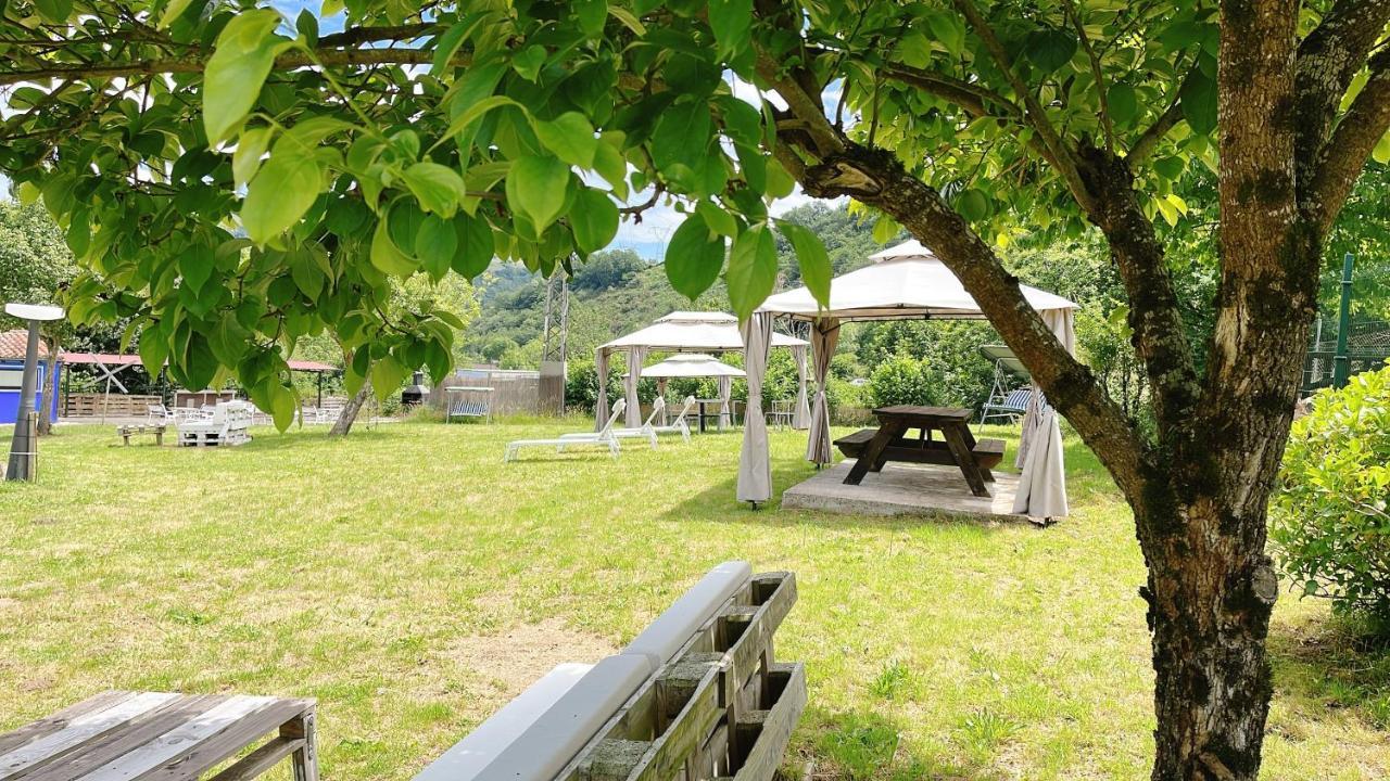 Hotel Avelina Cangas de Onis Ngoại thất bức ảnh