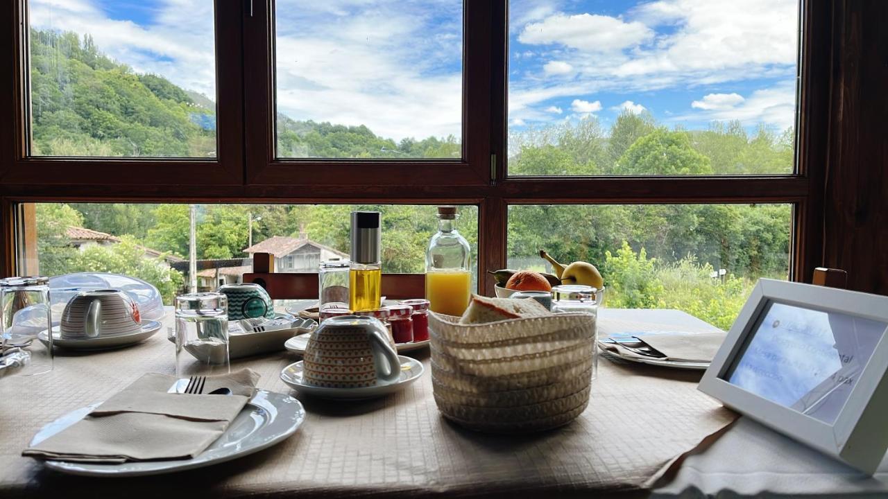 Hotel Avelina Cangas de Onis Ngoại thất bức ảnh
