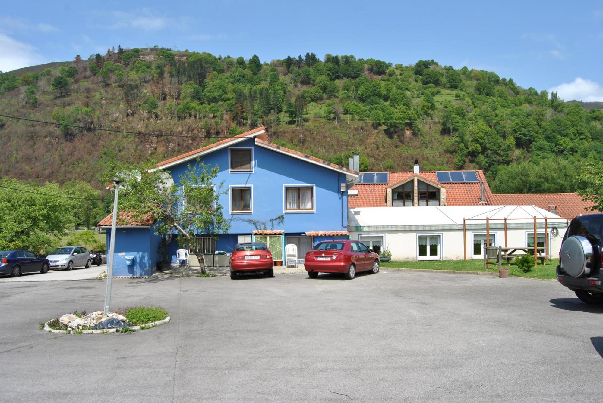 Hotel Avelina Cangas de Onis Ngoại thất bức ảnh